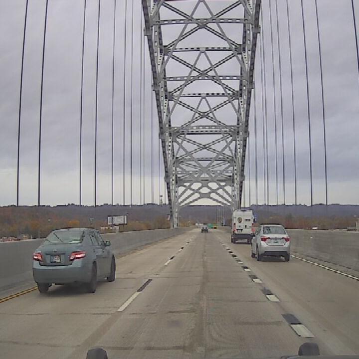 Sherman Minton bridge reopens 3 lanes in both directions - 10.31.24